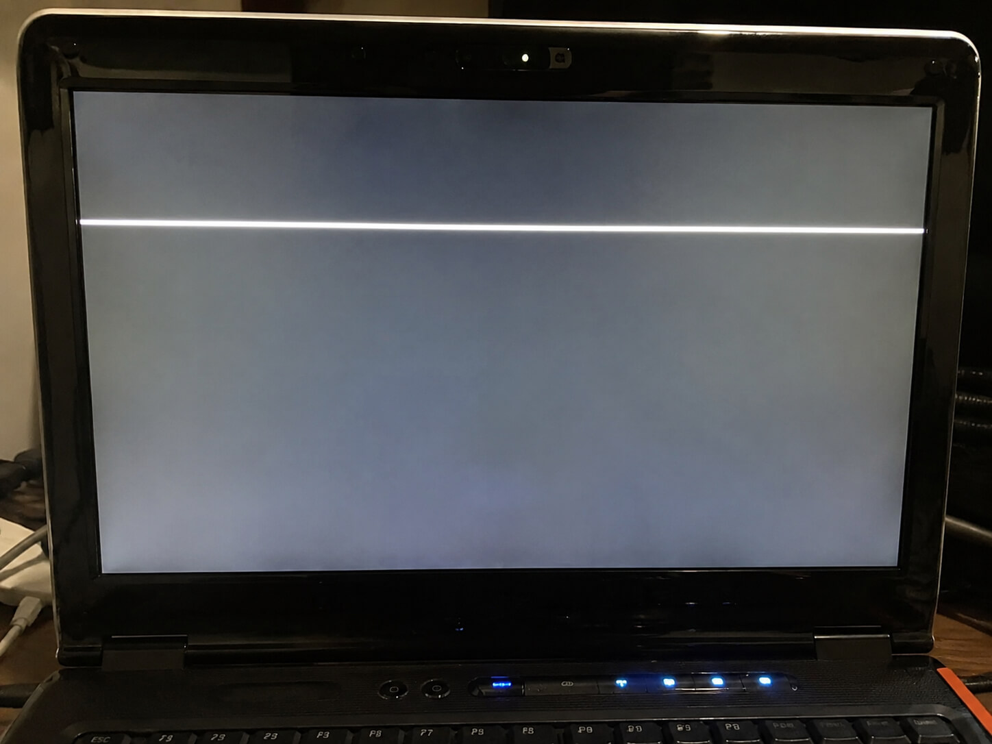 Why Is There a White Line on My Laptop Screen? How to fix a white line on a laptop screen? white line on my laptop screen